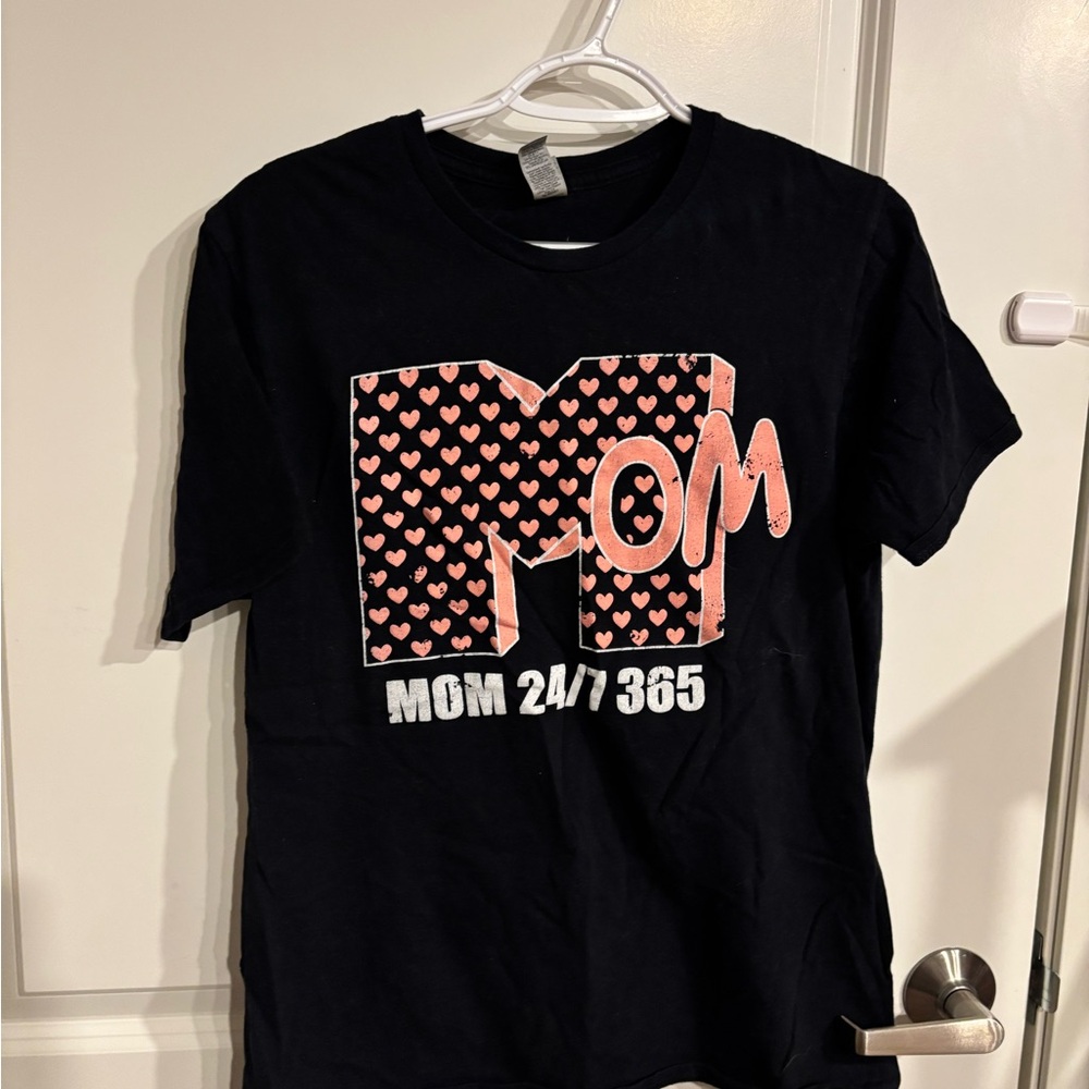 Soft Style Black Kids Tee with Heart Pattern
